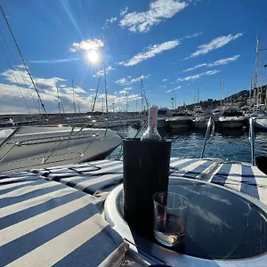 Bea Boat Charter Menton